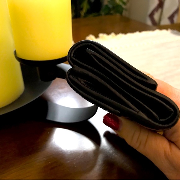 COACH Smooth Black Leather Tri-Fold Wallet 🪪 - Picture 7 of 10